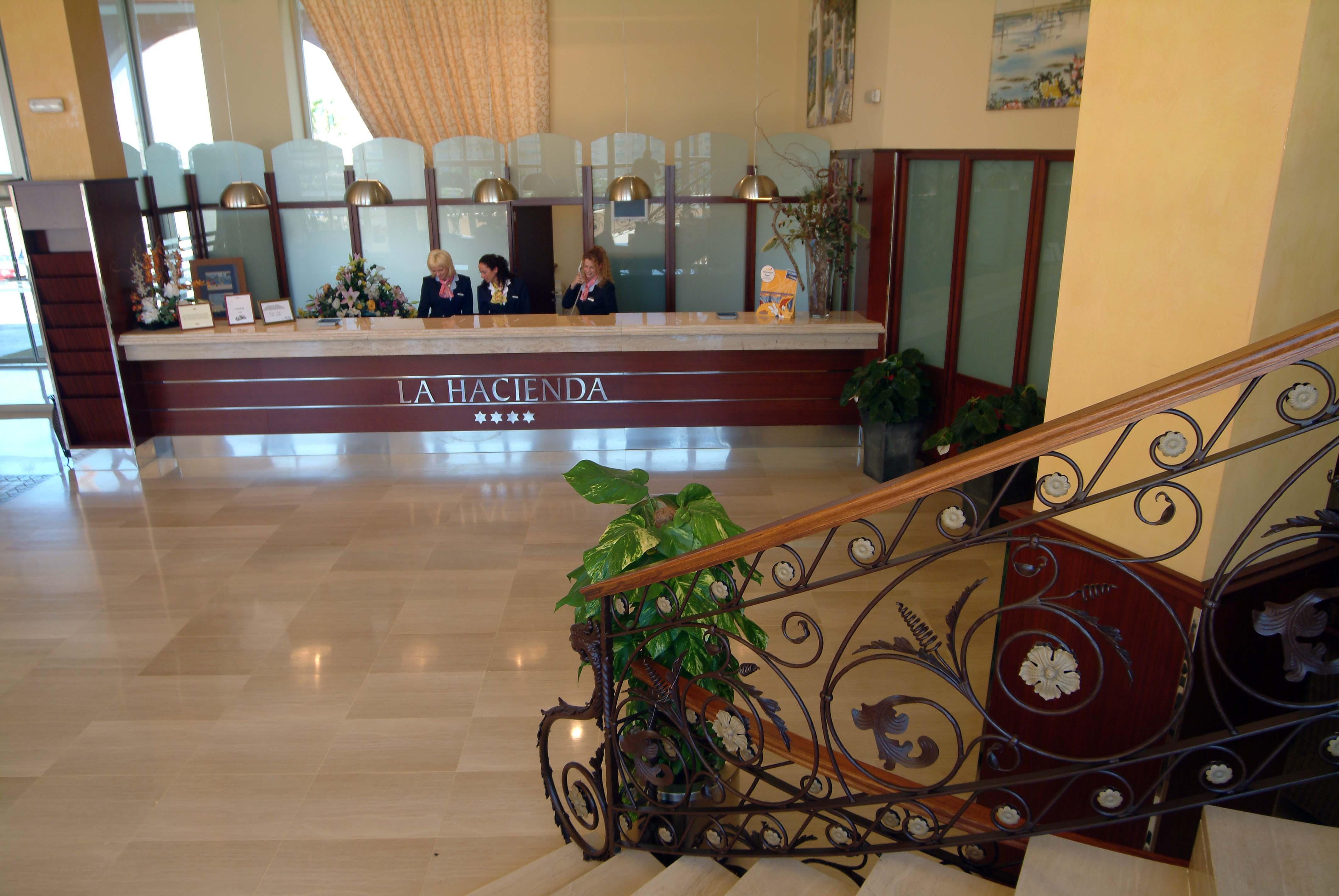 Ohtels La Hacienda Hotel La Pineda Exterior foto